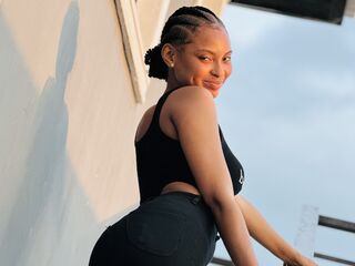 topless webcamgirl PrettyMarabel