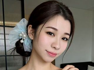 cam slut QinWeiwei