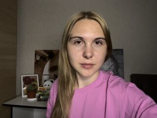 naked cam girl RamonaPanah