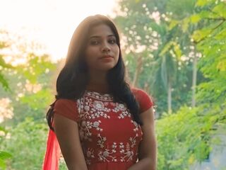 sexy camgirl live Royles