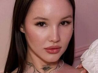 nude camgirl picture SashaLiss