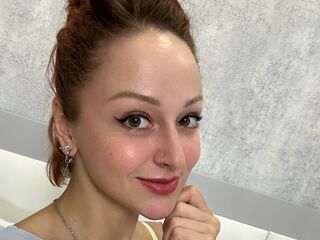 naked girl with webcam masturbating with dildo ScarletVelour