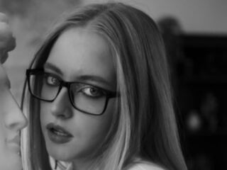 cyber sex webcam SheliaEdwards