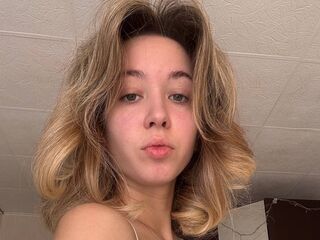 camwhore nude SilvaShintaku