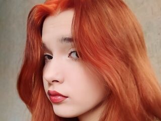 nude webcamgirl SiuFregeau