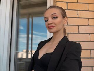 fingering camgirl SuzanUemura