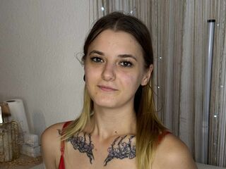 free live cam SuzyMiu