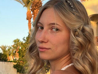 nude webcam girl picture TainaTatge