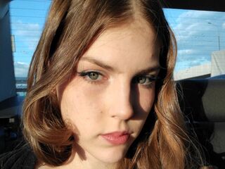 closeup webcam TheaBurks