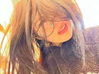 chat with cam ToriTrevino