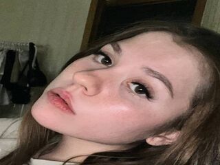 naked camgirl photo UshaNakama