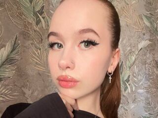 webcamgirl chatroom VelvetForst