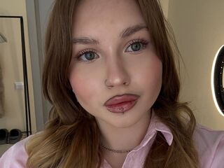 topless webcam girl VernitaErmita