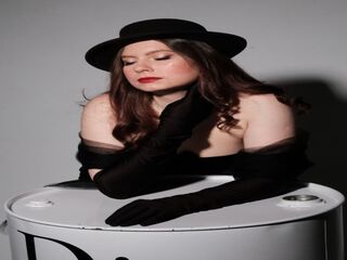 naked cam girl masturbating with sextoy VictoriaClarson