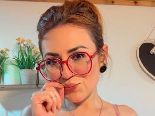 camwhore naked VictoriaFalon