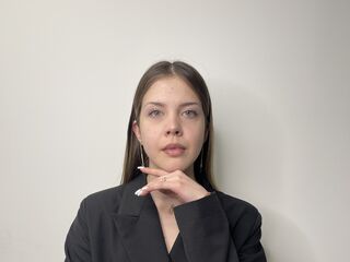 cam girl chatroom VictorinaKiecker