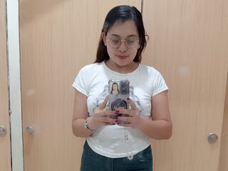 nude webcamgirl VienaToria