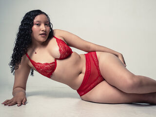 topless cam girl ZhoeCarter