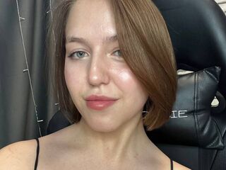topless cam girl ZlataLatte