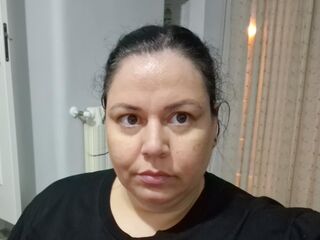 beautiful girl rubacuoribella